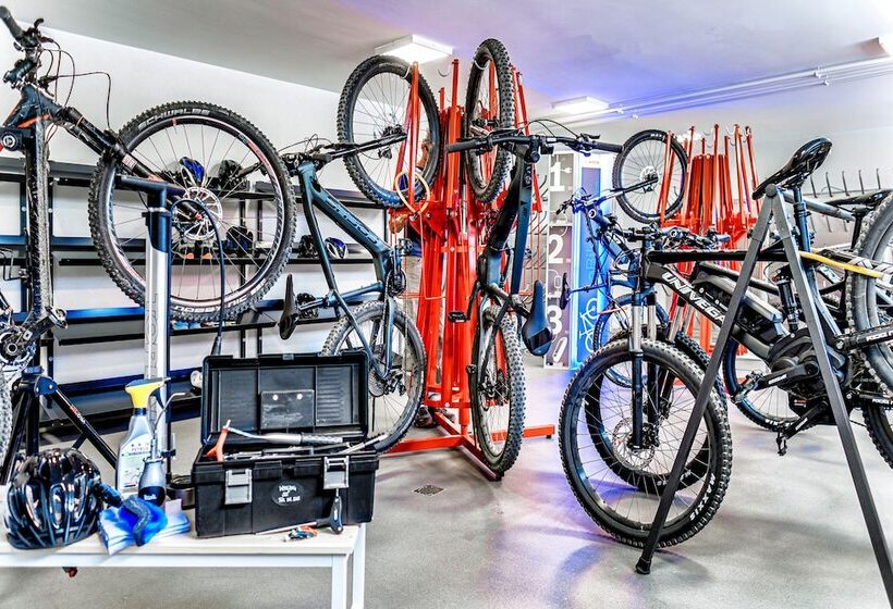 Golf  & Sporthotel Hof Maran