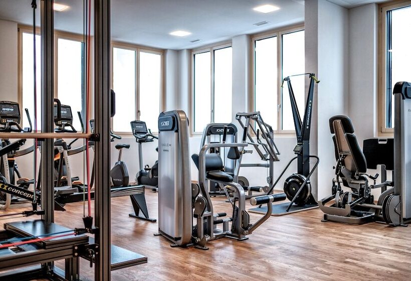 Golf  & Sporthotel Hof Maran