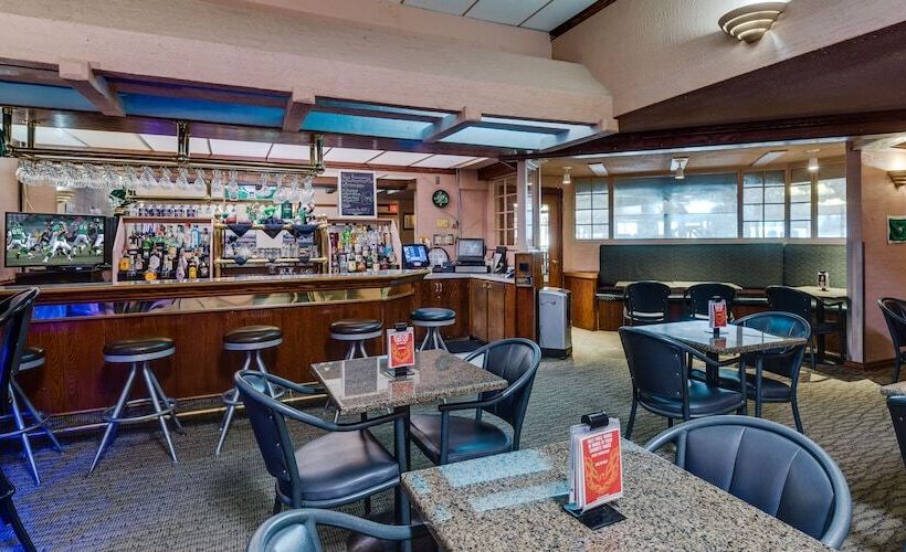 Heritage Inn Hotel & Convention Centre   Moose Jaw