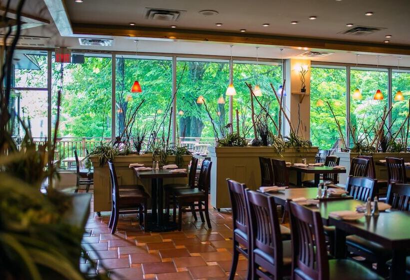 Hidden Valley Resort, Ascend Hotel Collection