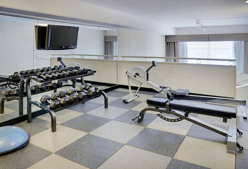 Holiday Inn Hotel & Suites London, An Ihg