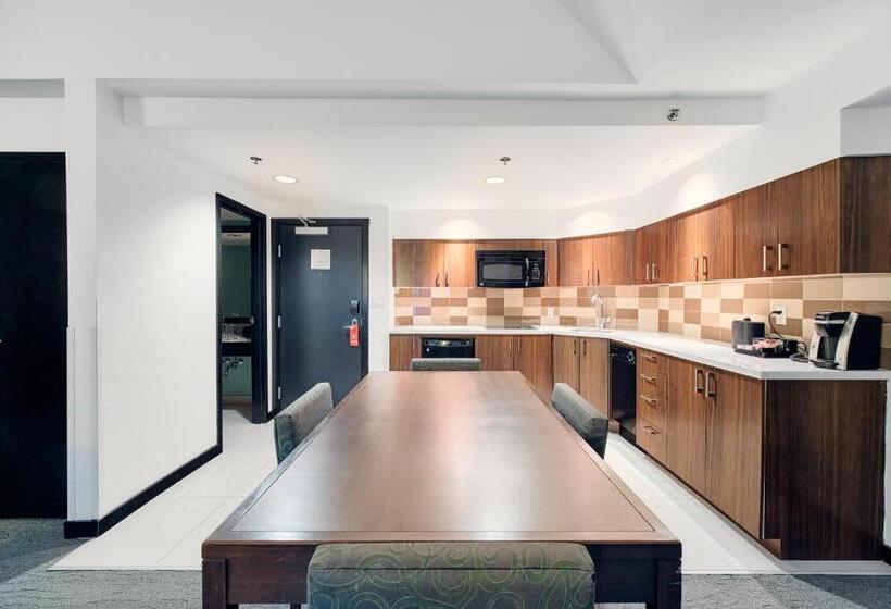 酒店 Aava Whistler