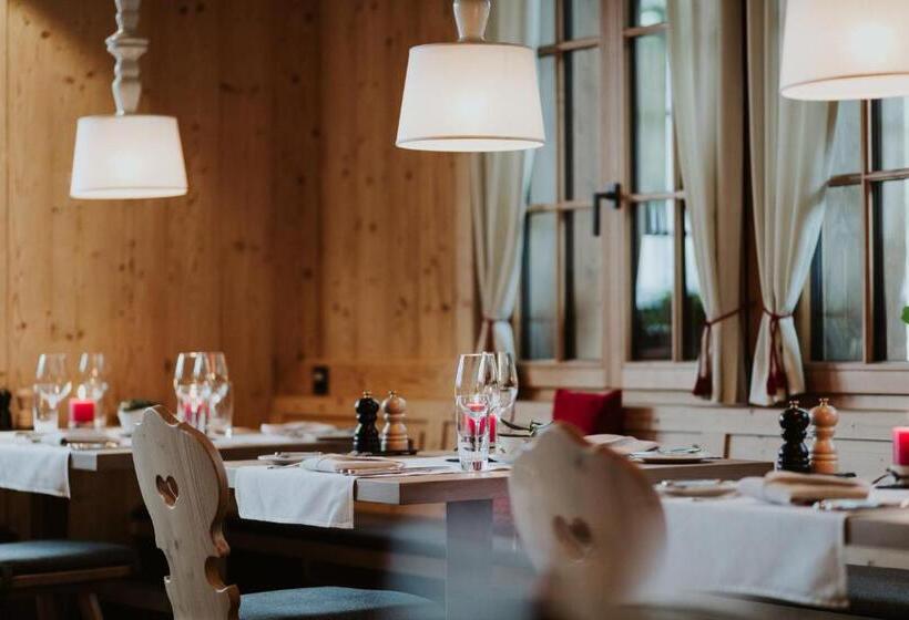 בית מלון כפרי Adler Adelboden