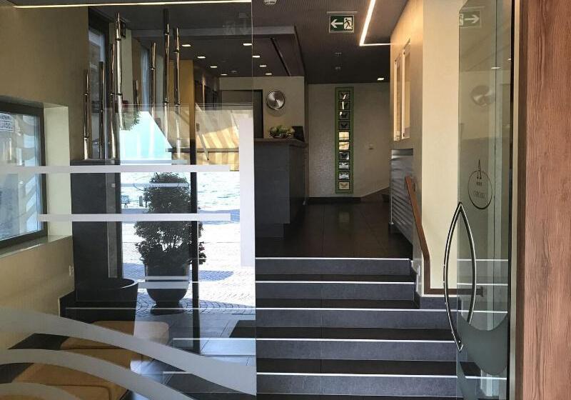 ホテル Albergo Carcani By Ketty & Tommy