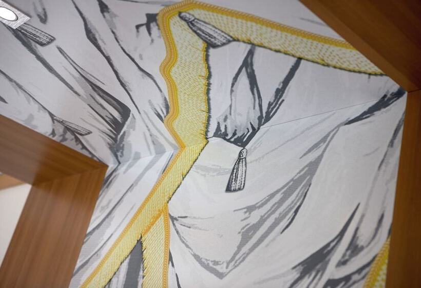 ホテル Albergo Carcani By Ketty & Tommy