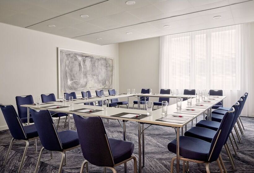 호텔 Basel Marriott