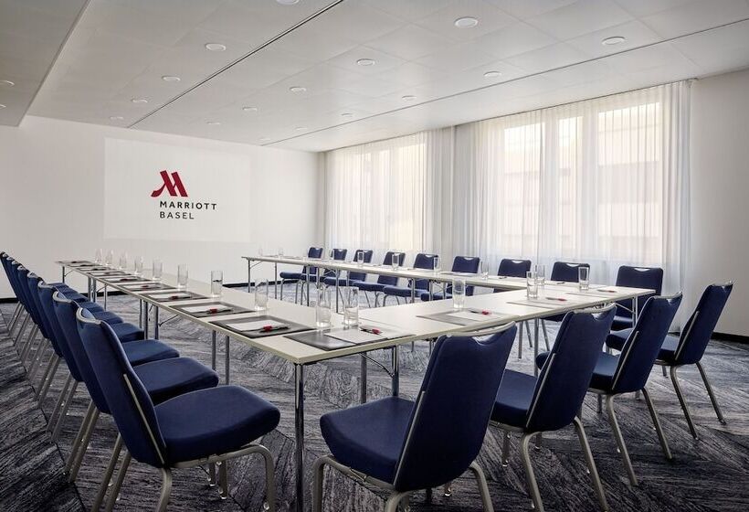 호텔 Basel Marriott