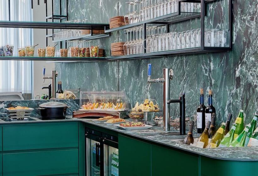 호텔 Basel Marriott