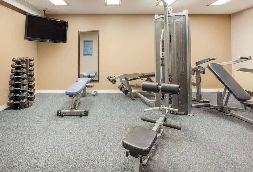 酒店 Baymont By Wyndham Red Deer