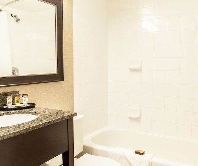 酒店 Baymont By Wyndham Red Deer