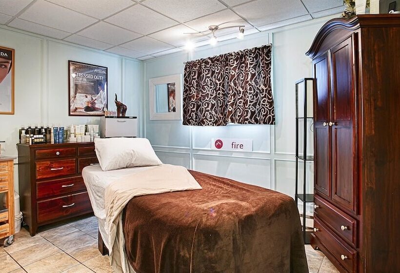 בית מלון כפרי Best Western Gold Rush Inn