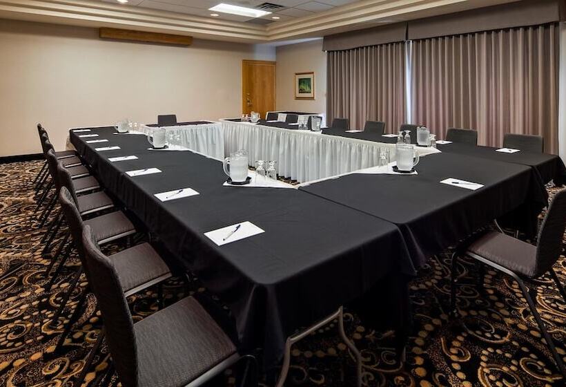 酒店 Best Western Inn On The Bay