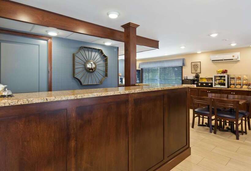 בית מלון כפרי South West Mermaid Inn