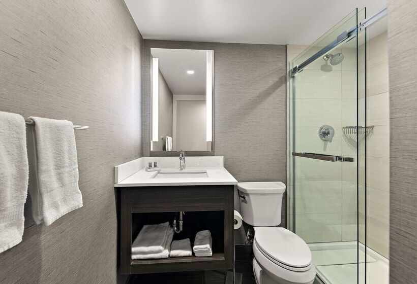 Best Western Parkway Hotel Toronto North