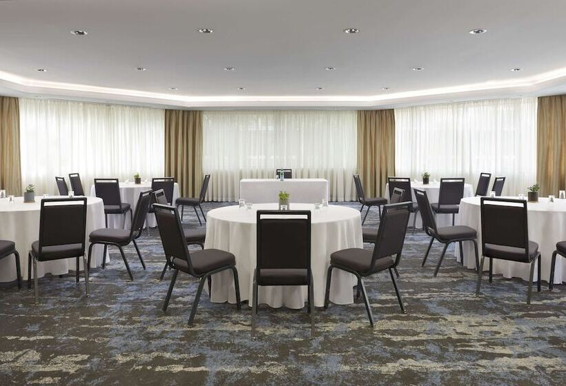 Best Western Parkway Hotel Toronto North