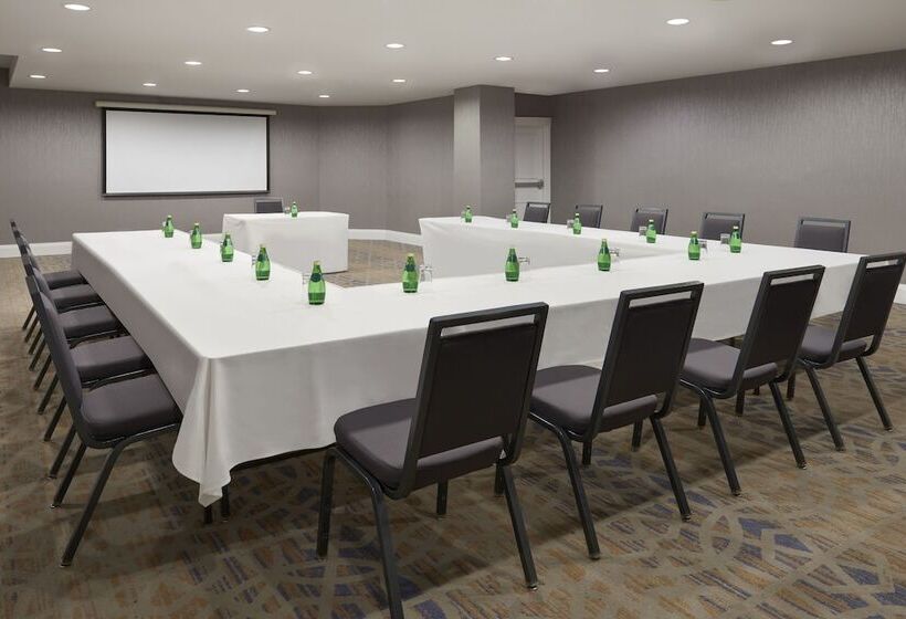 Best Western Parkway Hotel Toronto North