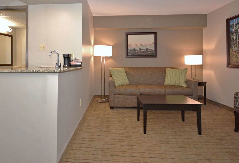 فندق Best Western Pembroke Inn & Conference Centre