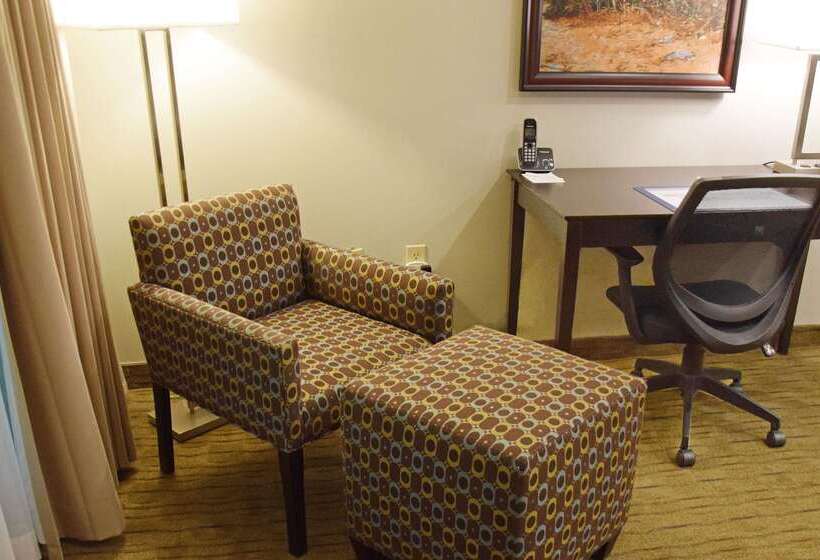 فندق Best Western Pembroke Inn & Conference Centre