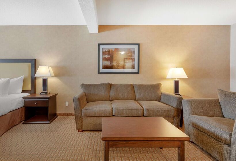 هتل Best Western Plus Emerald Isle