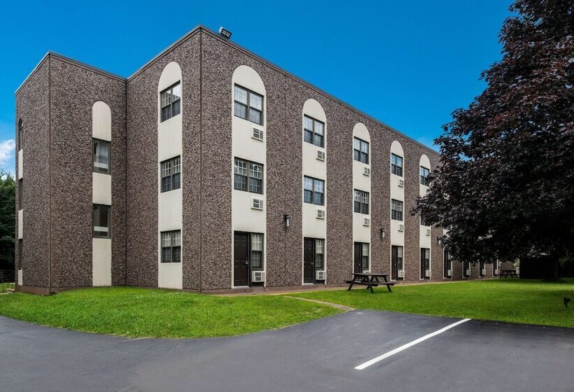 בית מלון כפרי Best Western Glengarry