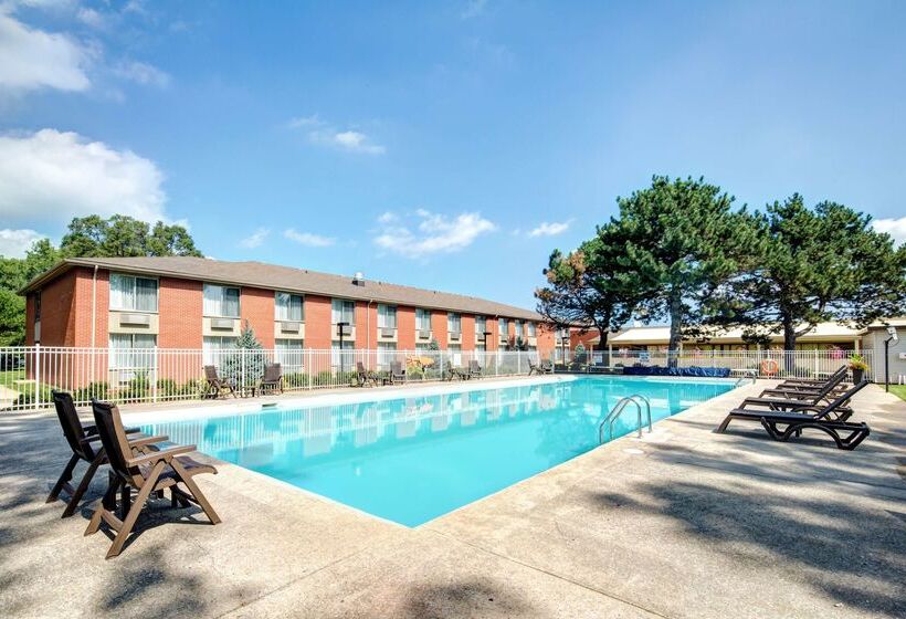 酒店 Best Western Plus Guildwood Inn