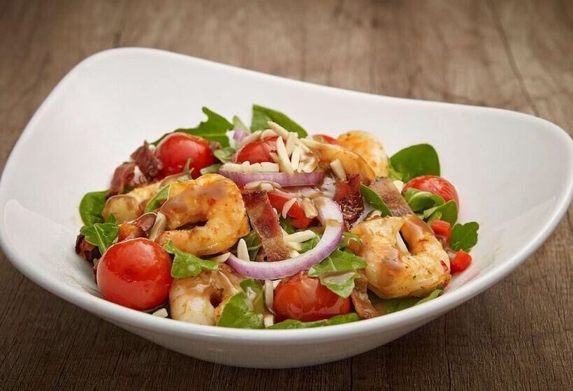 酒店 Best Western Plus Guildwood Inn