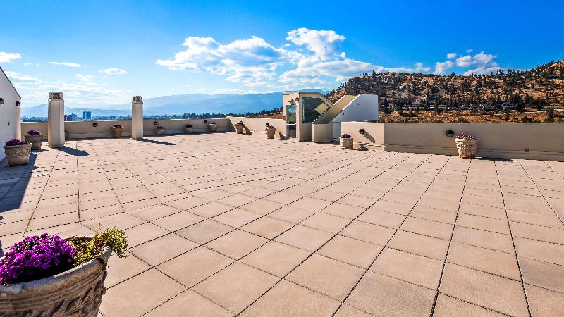 Best Western Plus Kelowna Hotel & Suites