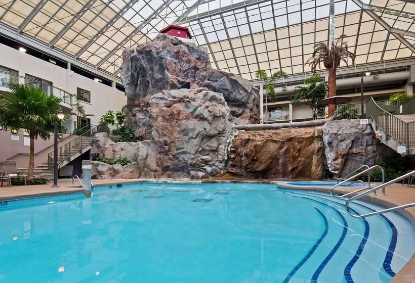 فندق Best Western Plus Lamplighter Inn & Conference Centre