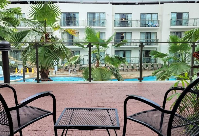 فندق Best Western Plus Lamplighter Inn & Conference Centre