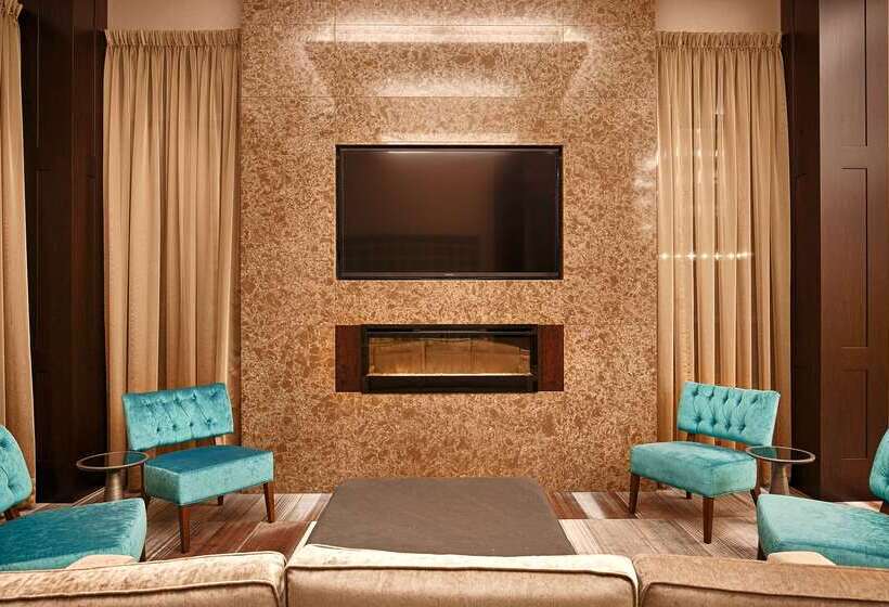 فندق Best Western Plus Lamplighter Inn & Conference Centre