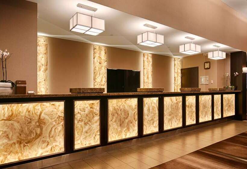 فندق Best Western Plus Lamplighter Inn & Conference Centre