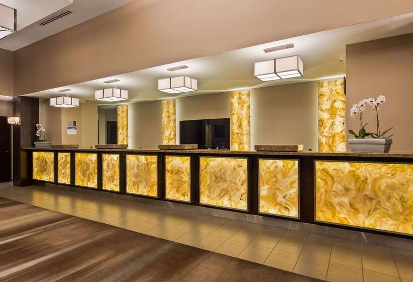 فندق Best Western Plus Lamplighter Inn & Conference Centre