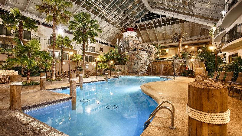 هتل Best Western Plus Lamplighter Inn & Conference Centre