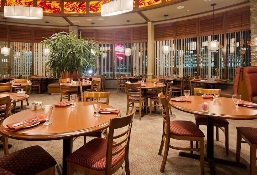 فندق Best Western Plus Lamplighter Inn & Conference Centre