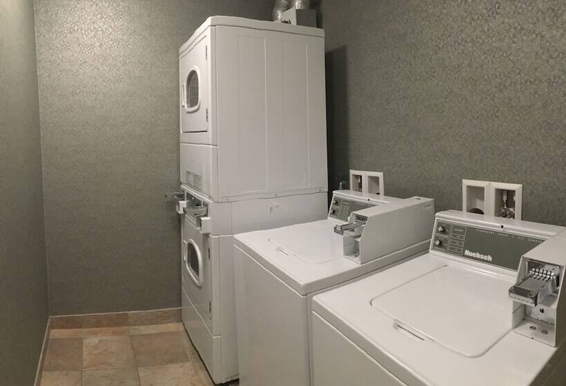 هتل Best Western Plus Langley Inn