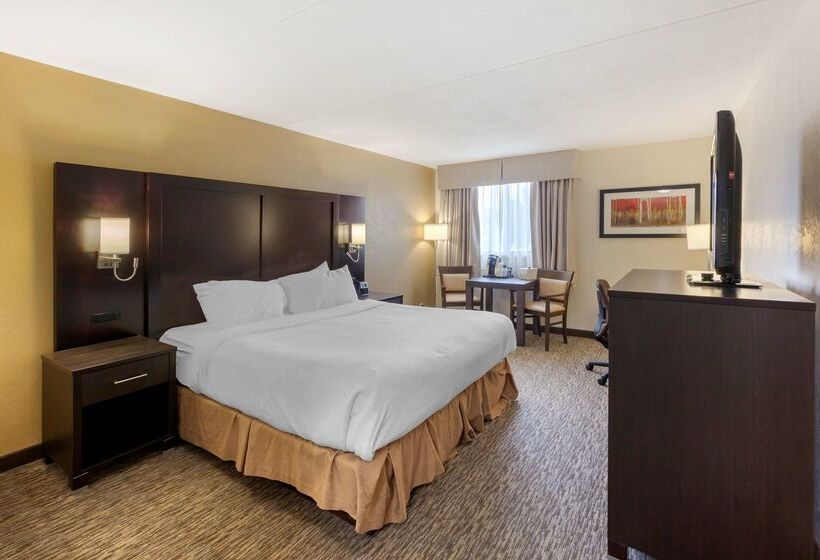 فندق Best Western Plus Mariposa Inn & Conference Centre