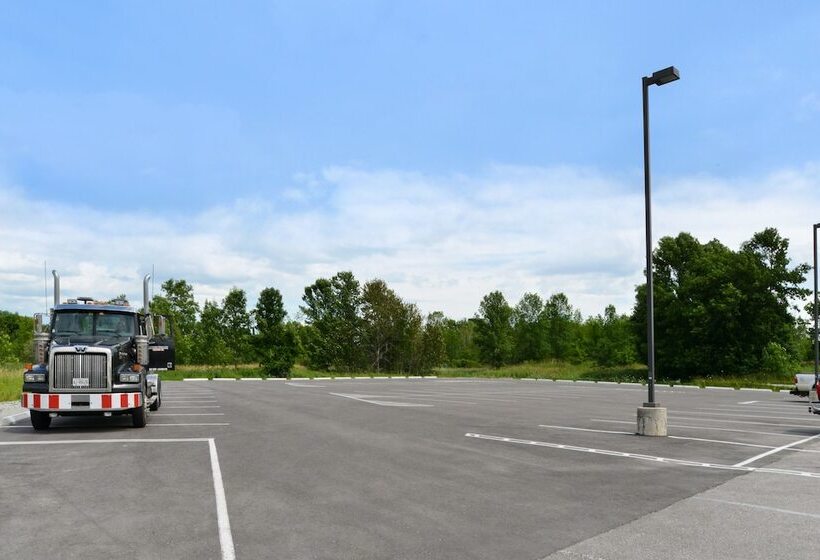 فندق Best Western Plus Mariposa Inn & Conference Centre