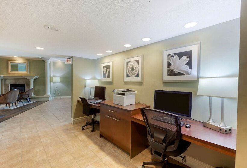 فندق Best Western Plus Mariposa Inn & Conference Centre