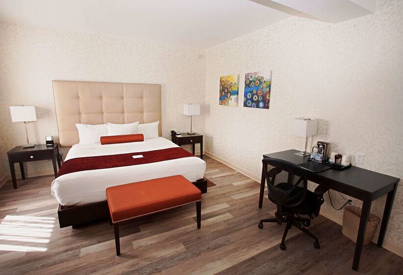 Best Western Plus Montreal Downtown  Hotel Europa