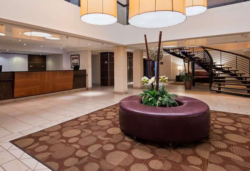 Best Western Plus Montreal Downtown  Hotel Europa