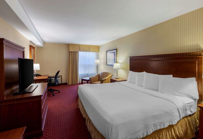 فندق Best Western Plus Otonabee Inn