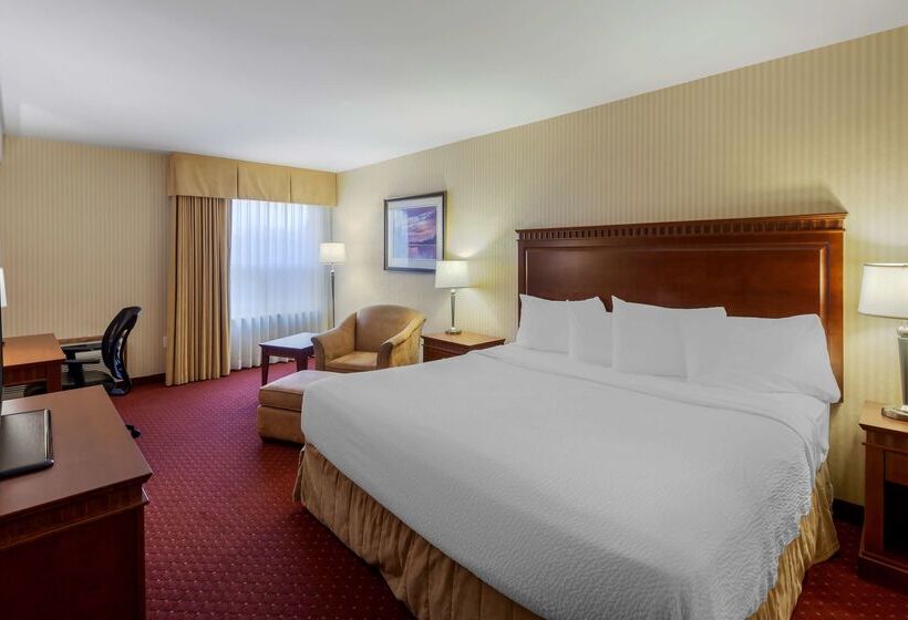 فندق Best Western Plus Otonabee Inn