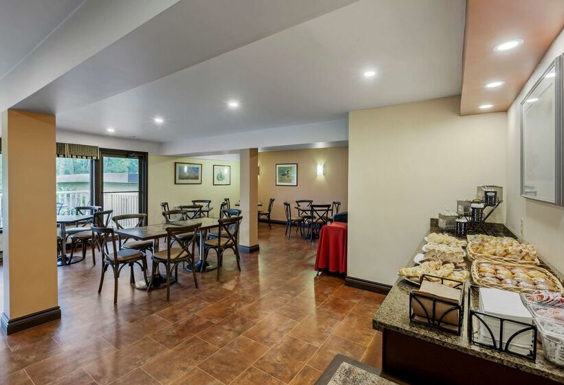 فندق Best Western Plus Otonabee Inn