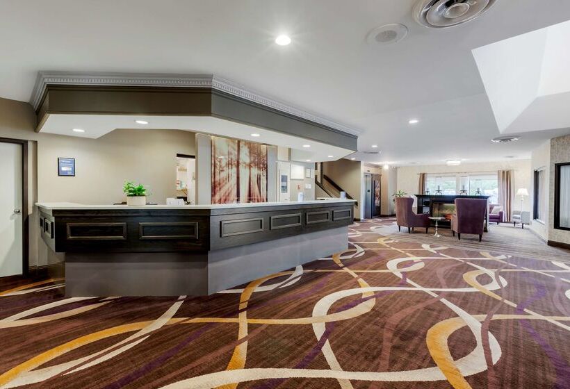 فندق Best Western Plus Otonabee Inn