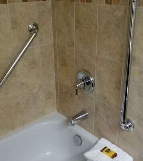 فندق Best Western Plus Otonabee Inn