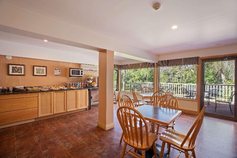 فندق Best Western Plus Otonabee Inn