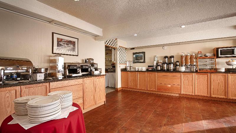 Отель Best Western Plus Otonabee Inn