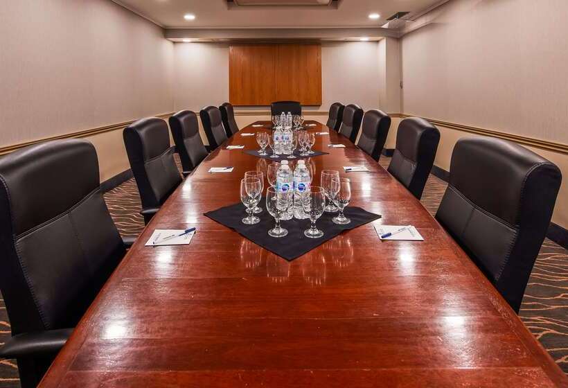 בית מלון כפרי Best Western Plus Ottawa City Centre