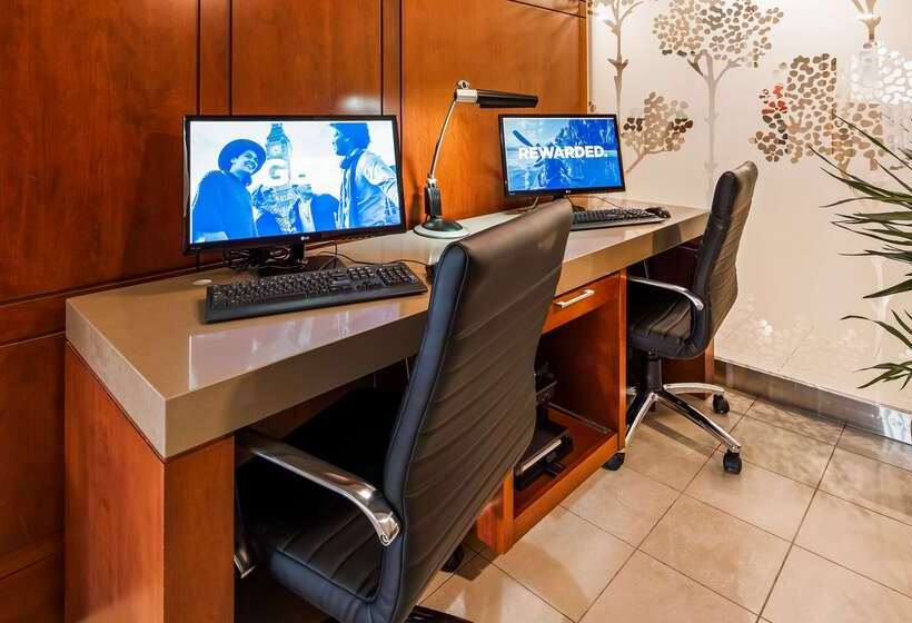 בית מלון כפרי Best Western Plus Ottawa City Centre