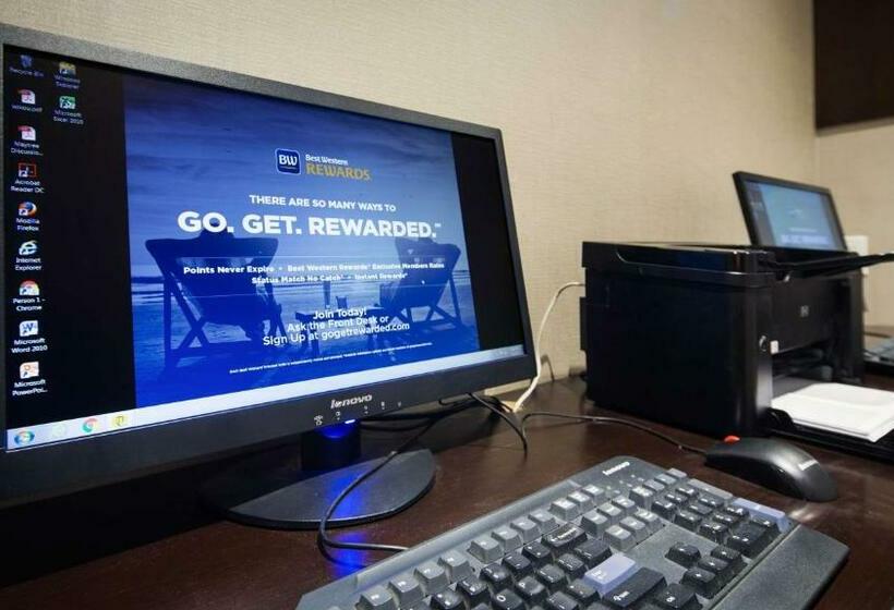 בית מלון כפרי Best Western Plus Ottawa Downtown Suites